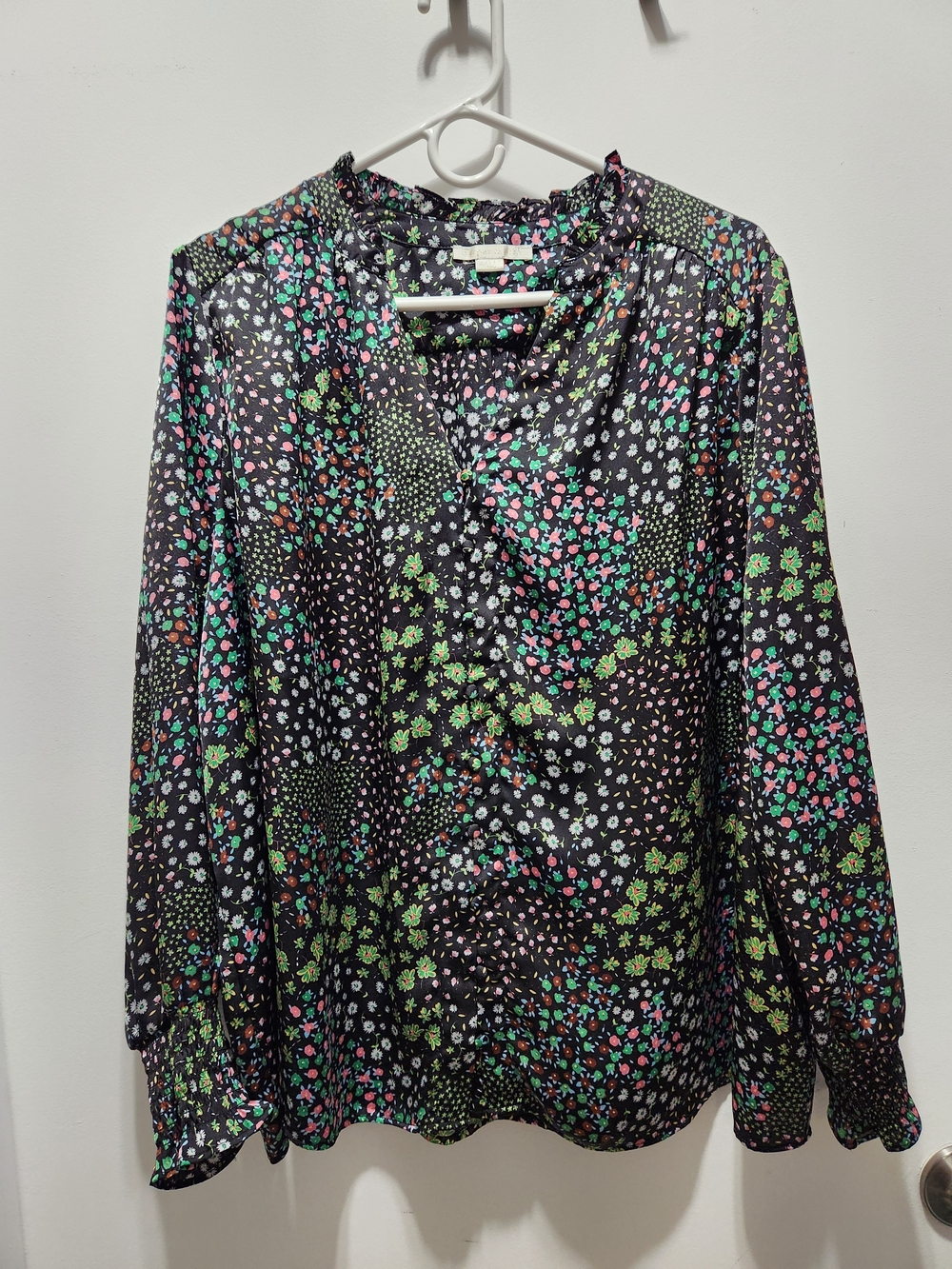 cooper & ella Black Floral Button-Front Blouse with Ruffle Collar